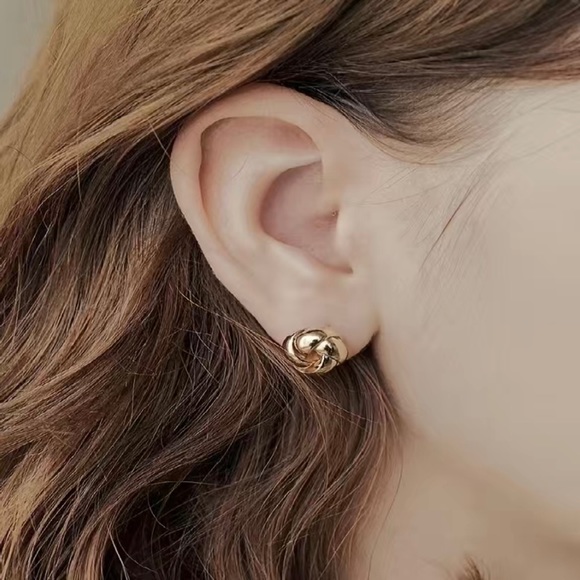 Yellow Gold Love Knot Earrings - Picture 4 of 4